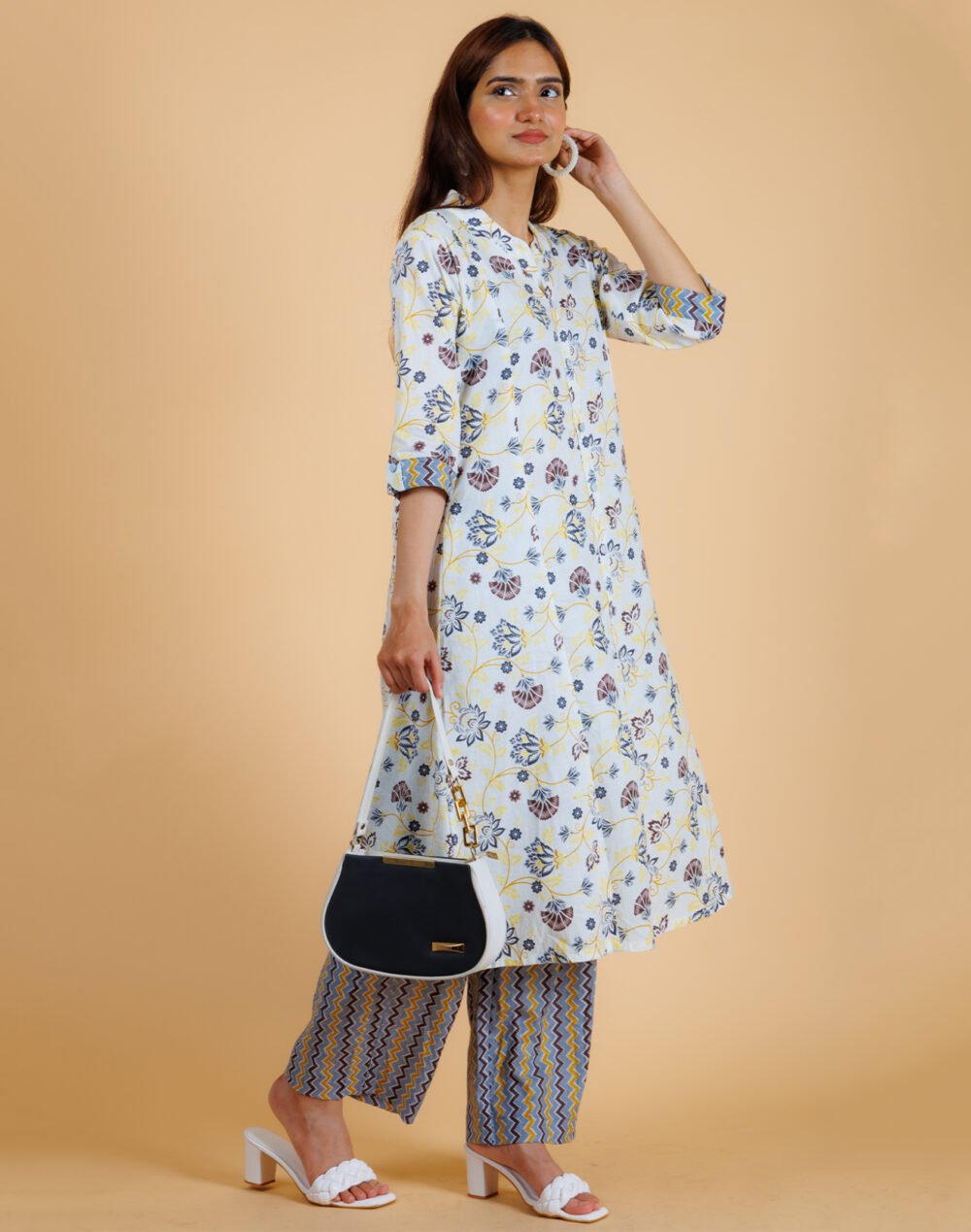 Gery Floral Print Kurta Set