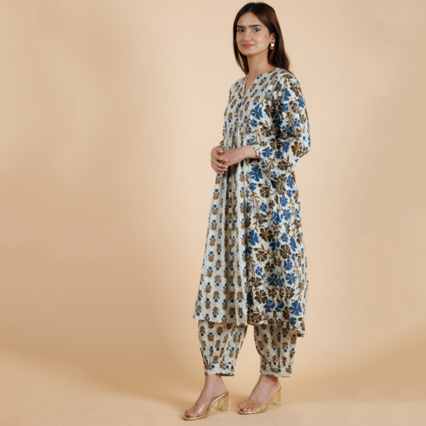 Women Stylish Kurta Set - Image 3