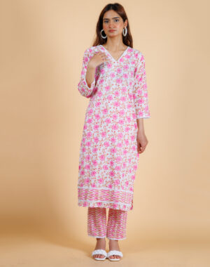 Women Pink Kurta Set